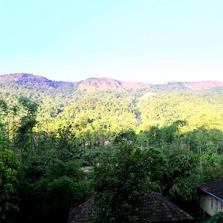 Prashanti Resort Madikeri Kültér fotó